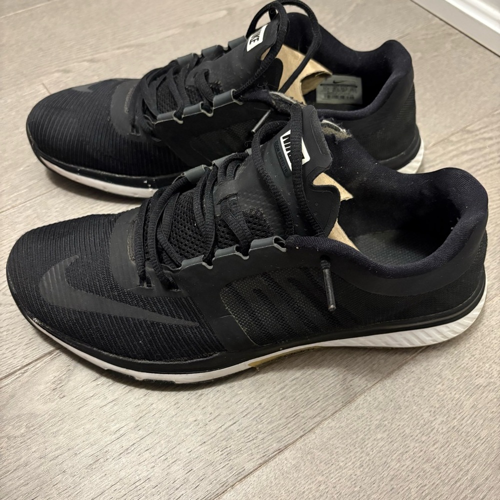 Nike Men's Black Athletic Shoes